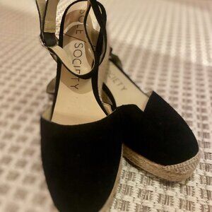 Sole Society Channing Black Suede Ankle Strap Platform Espadrille Sandal 8.5M
